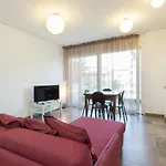 شقة Roggia By Quokka 360 - Centrally Located Flats With Parking لوغانو