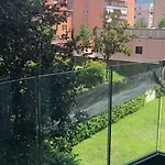 Roggia By Quokka 360 - Centrally Located Flats With Parking شقة لوغانو