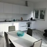 Roggia By Quokka 360 - Flats With Parking Space Λουγκάνο