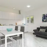 Roggia By Quokka 360 - Centrally Located Flats With Parking * لوغانو
