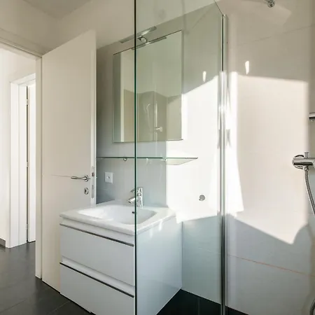 Roggia By Quokka 360 - Flats With Parking Space *